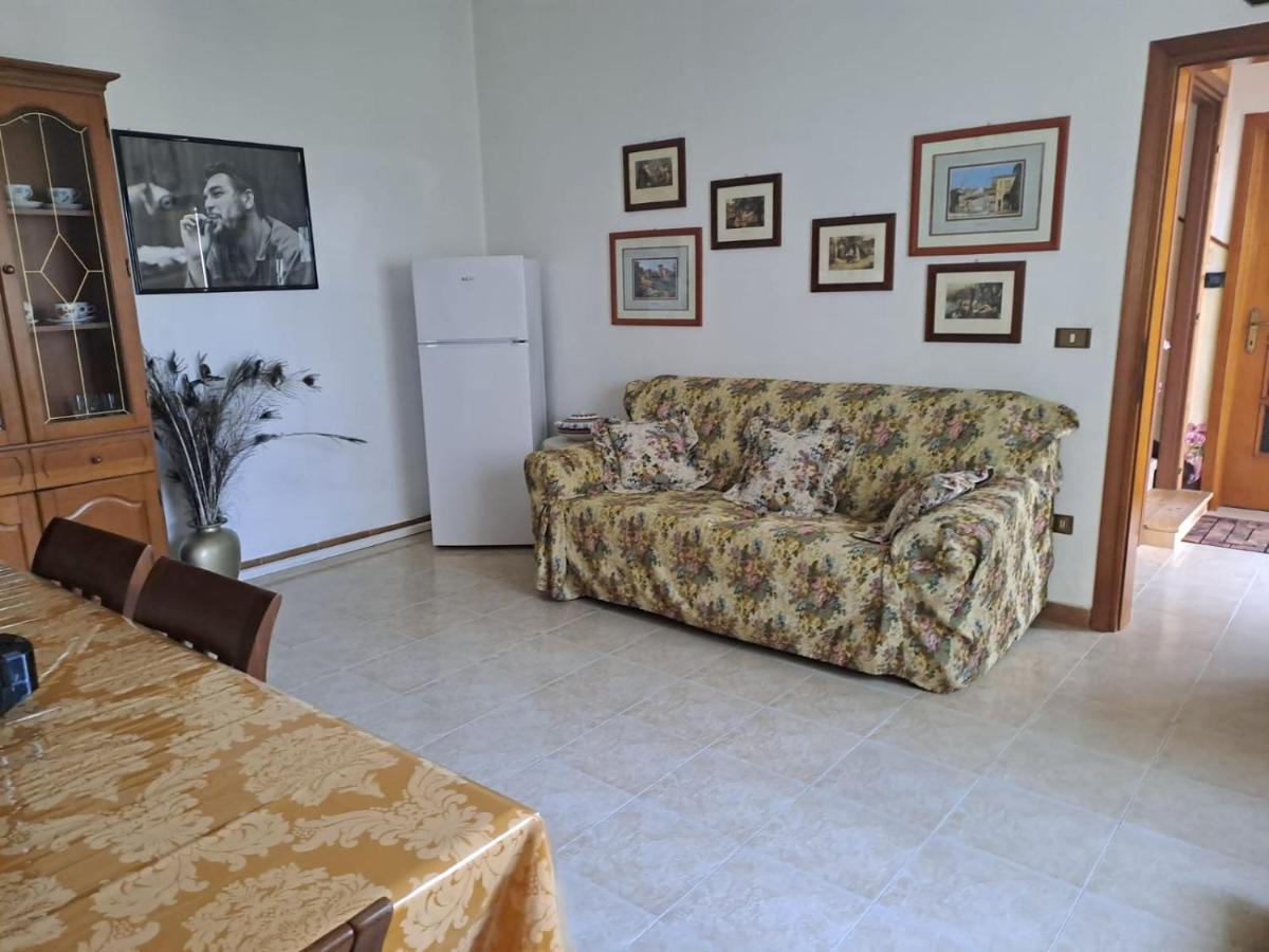 לינה וארוחת בוקר בודירו Da Nonna Rosa Camera Nera מראה חיצוני תמונה